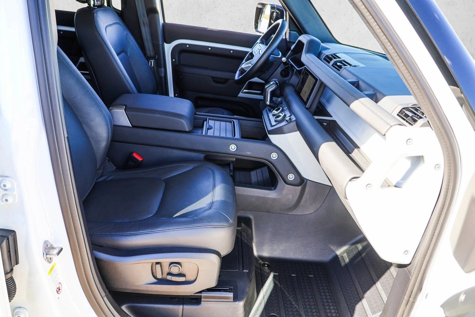 2024 LAND ROVER DEFENDER - Image 27