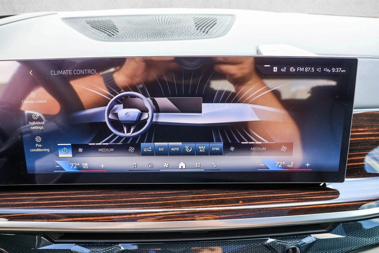 2026 BMW X5 50e - Photo 18