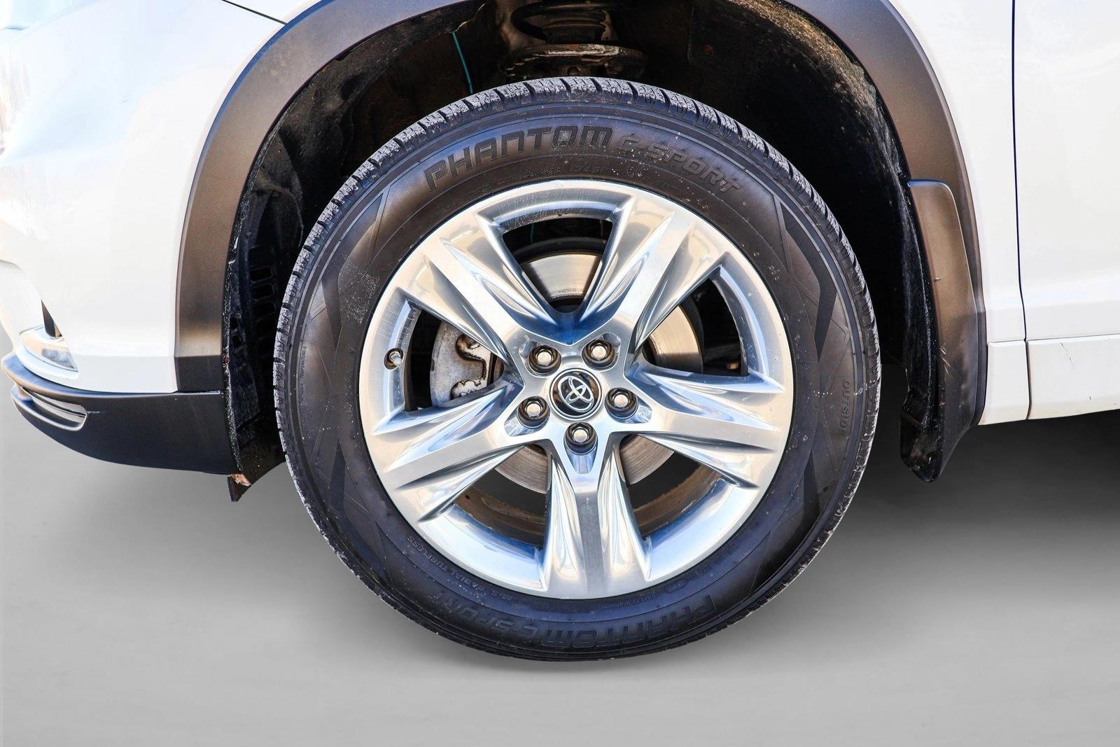 2016 TOYOTA HIGHLANDER - Image 9