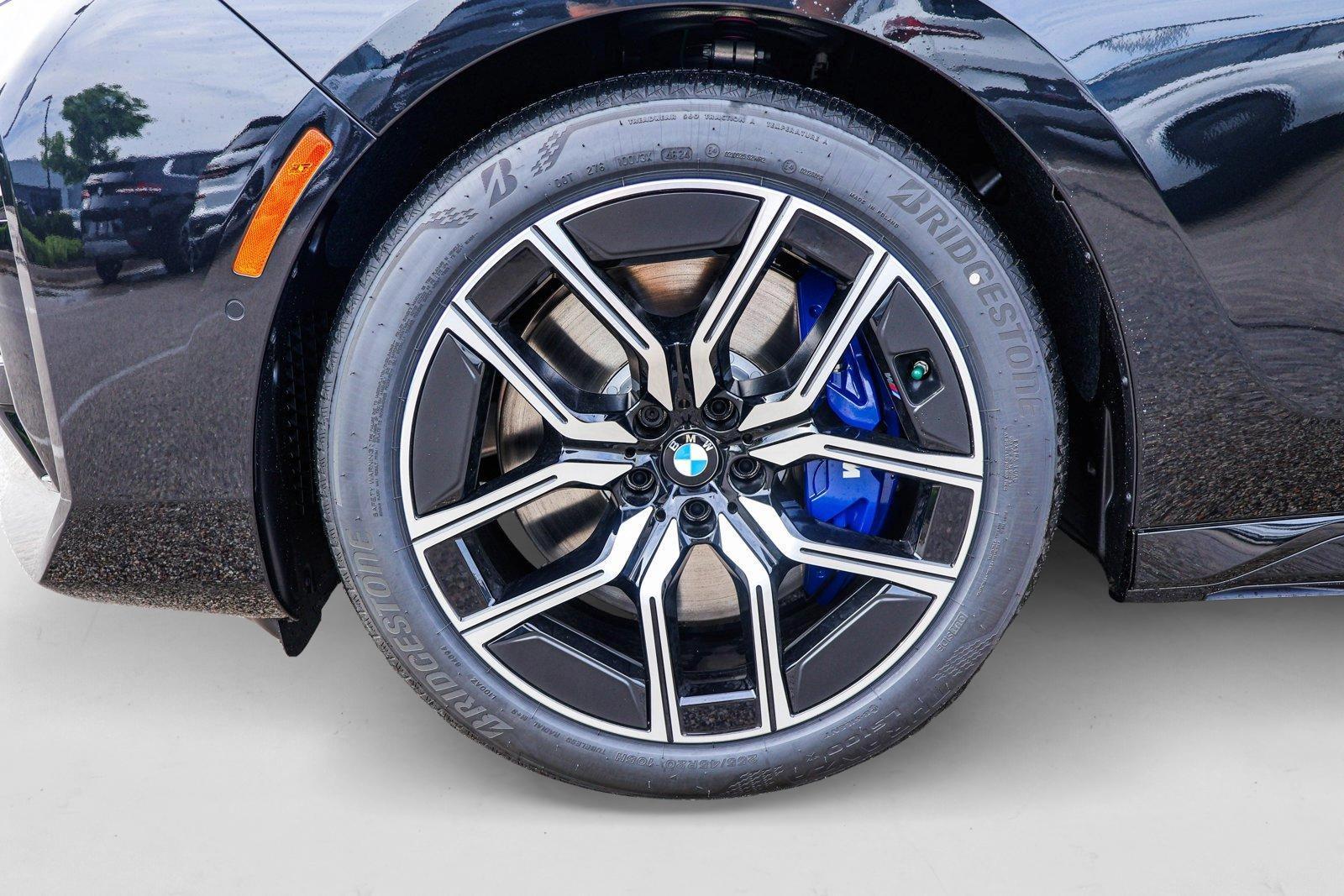 2025 BMW 7 Series 760i - Photo 9