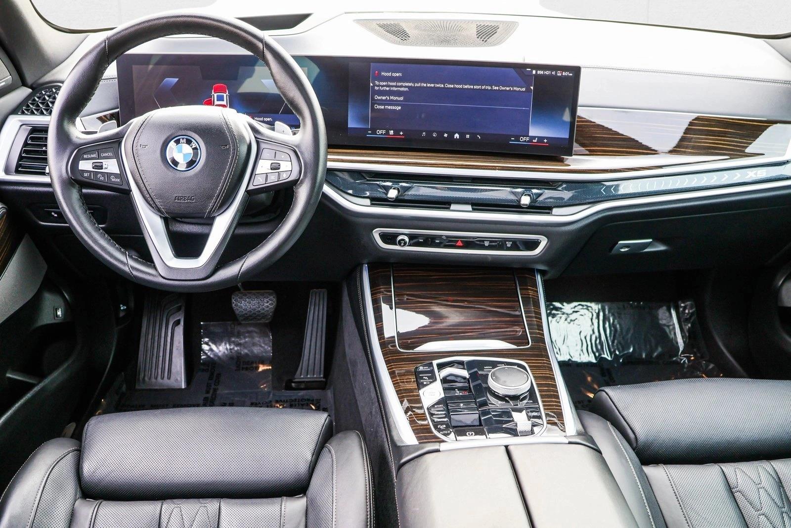 2025 BMW X5 - Image 25