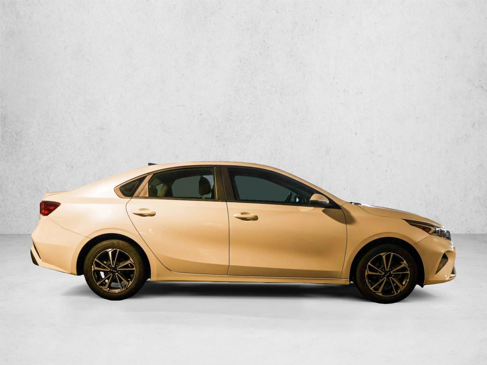 2024 KIA FORTE - Image 4