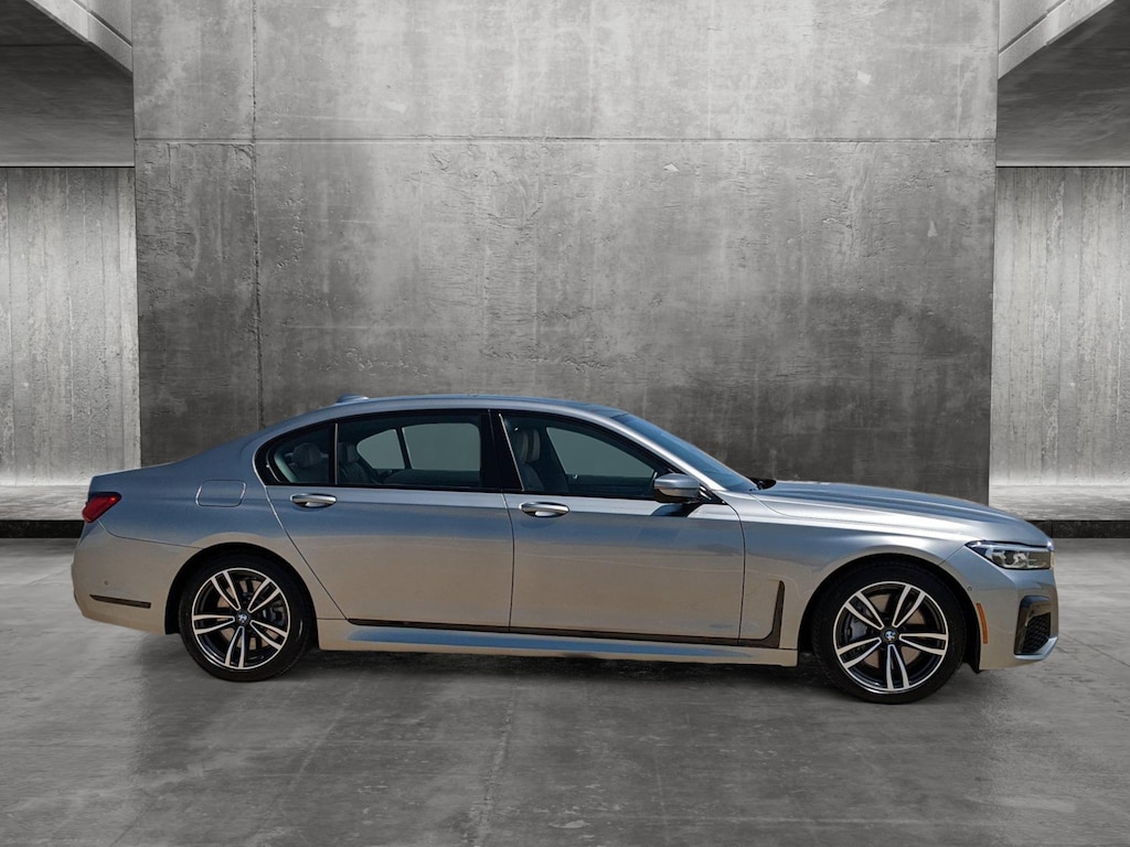Used 2022 BMW 750i For Sale at AutoNation Toyota Libertyville VIN