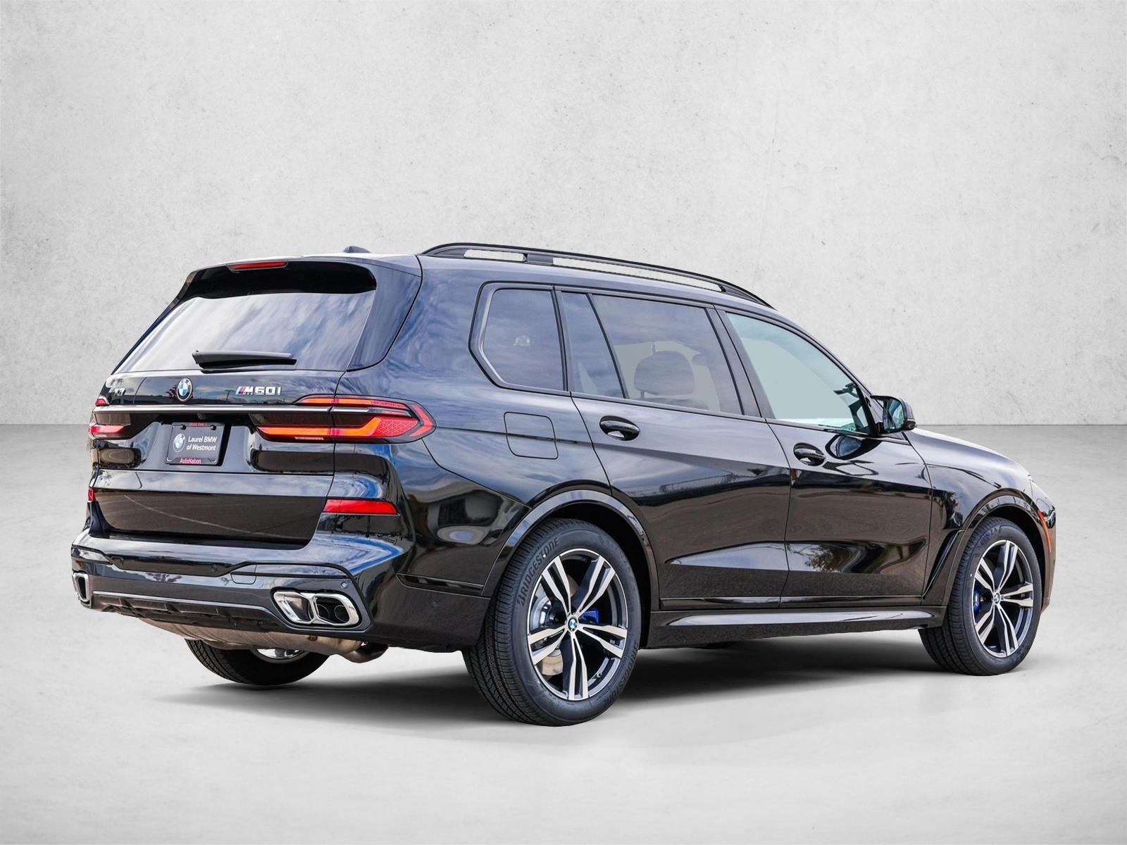 2025 BMW X7 - Image 5
