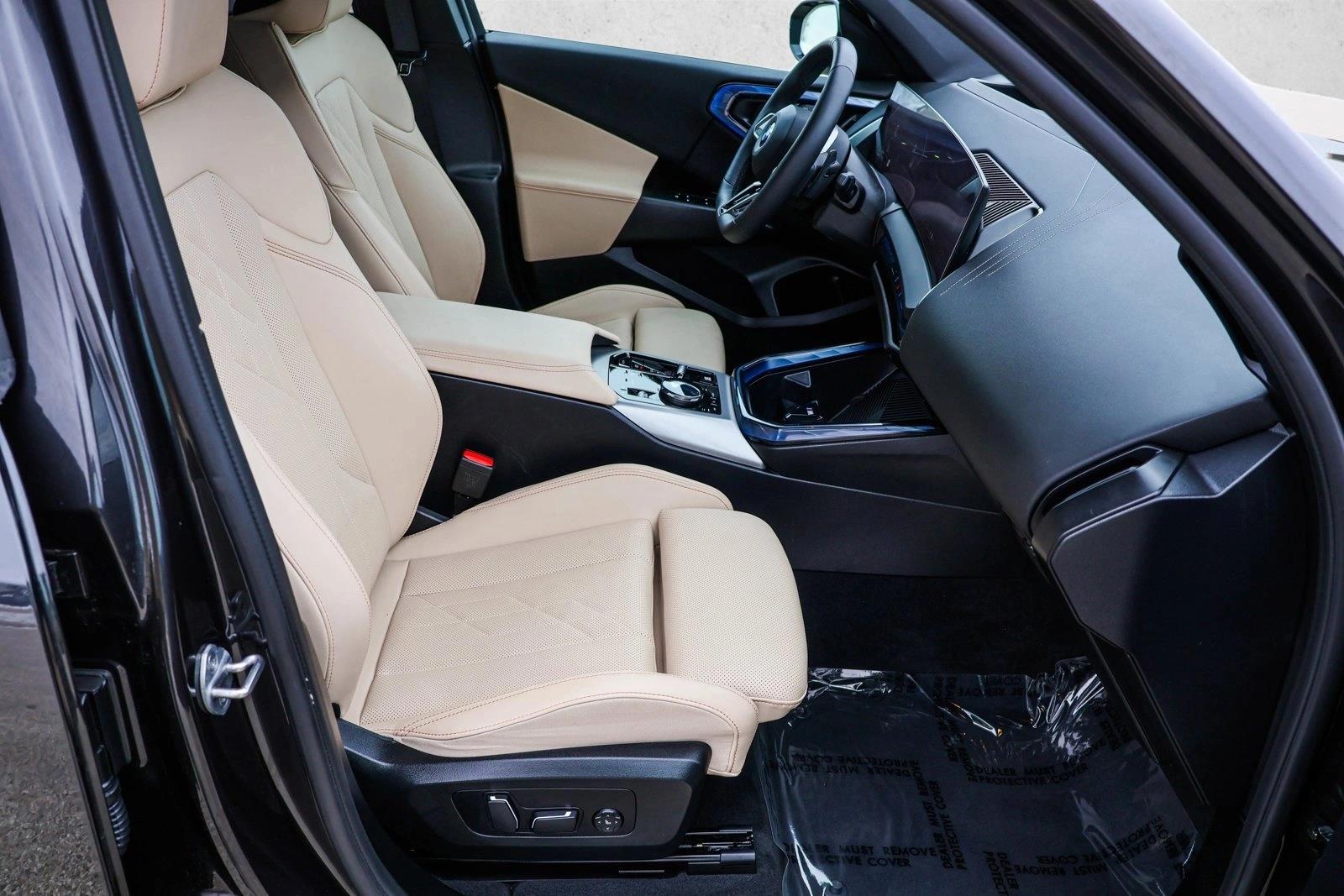 2025 BMW X3 - Image 25