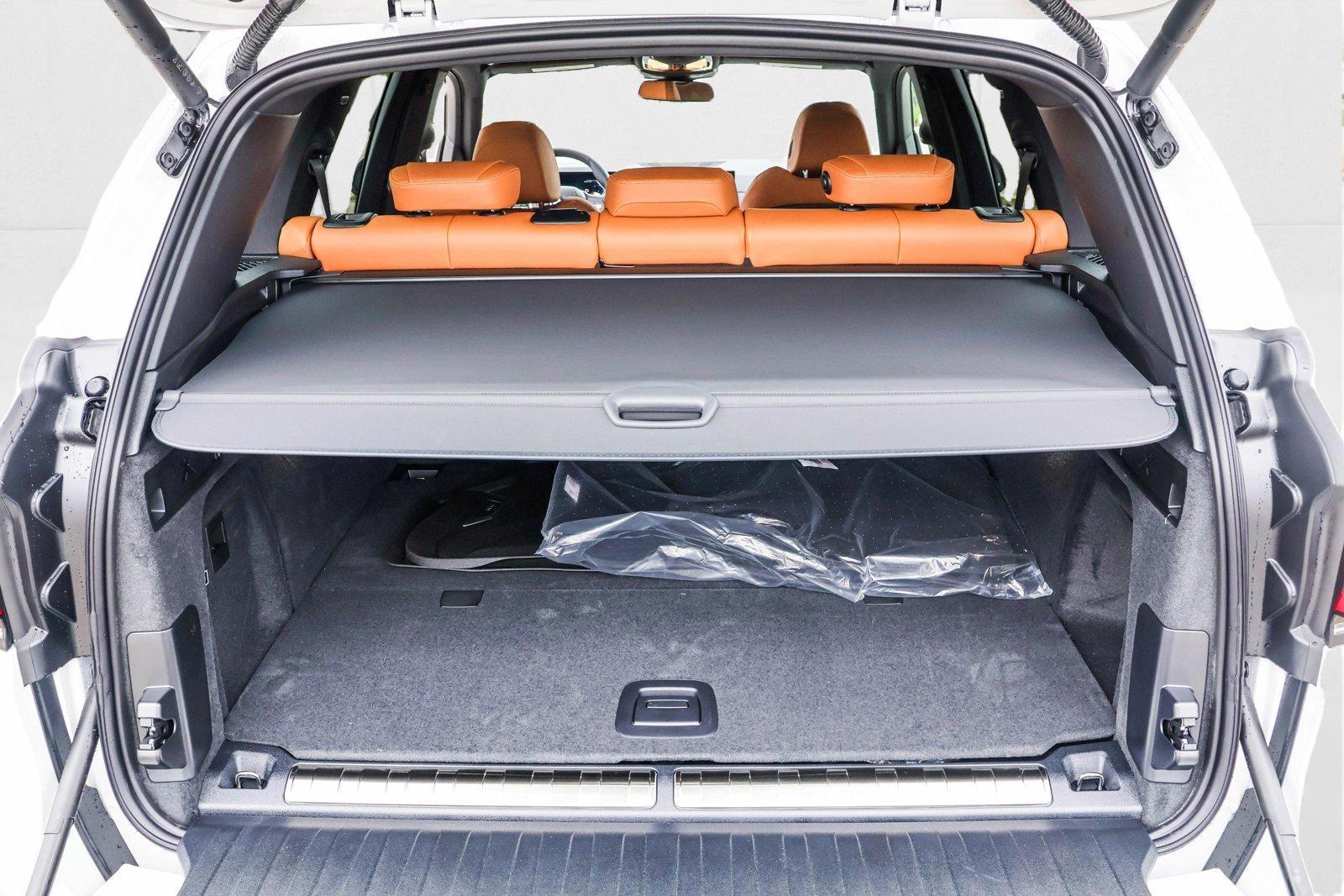 2025 BMW X5 - Image 22