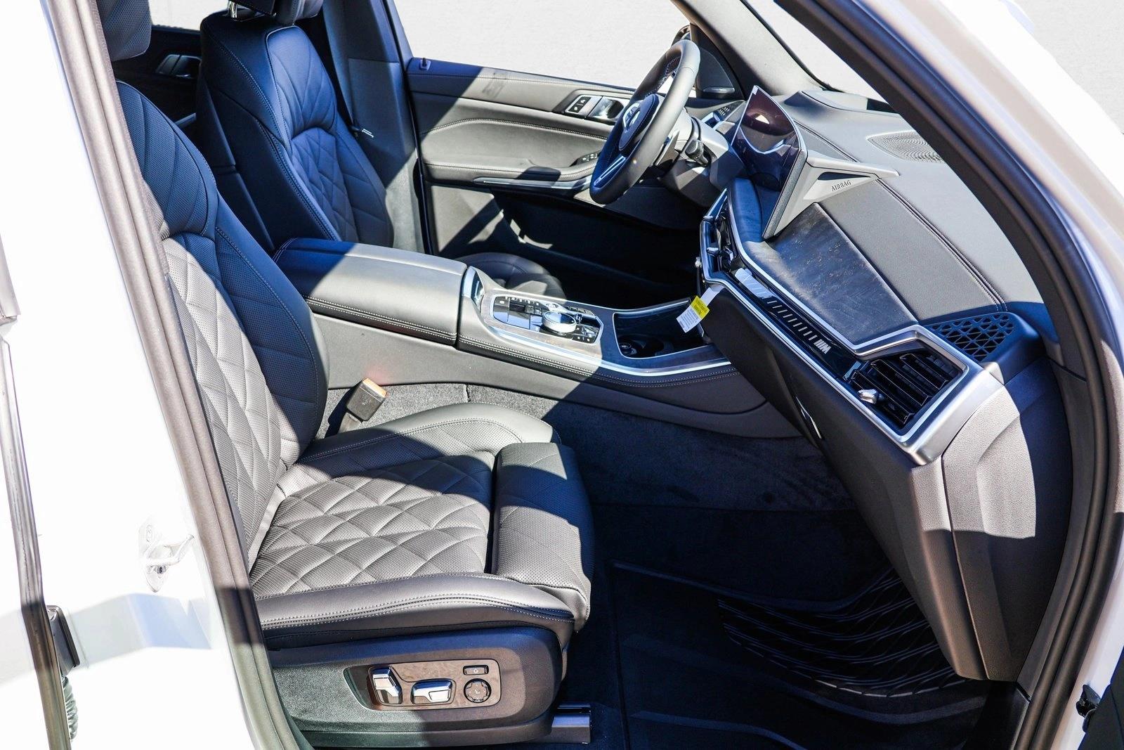 2026 BMW X5 M60i - Photo 26