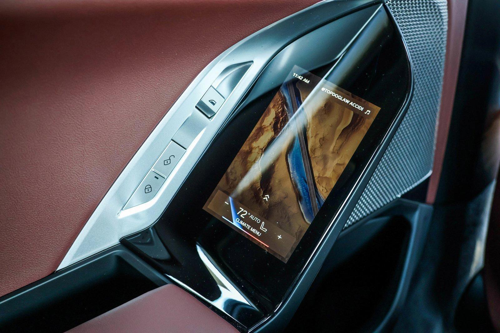 2025 BMW 7 Series 760i - Photo 21