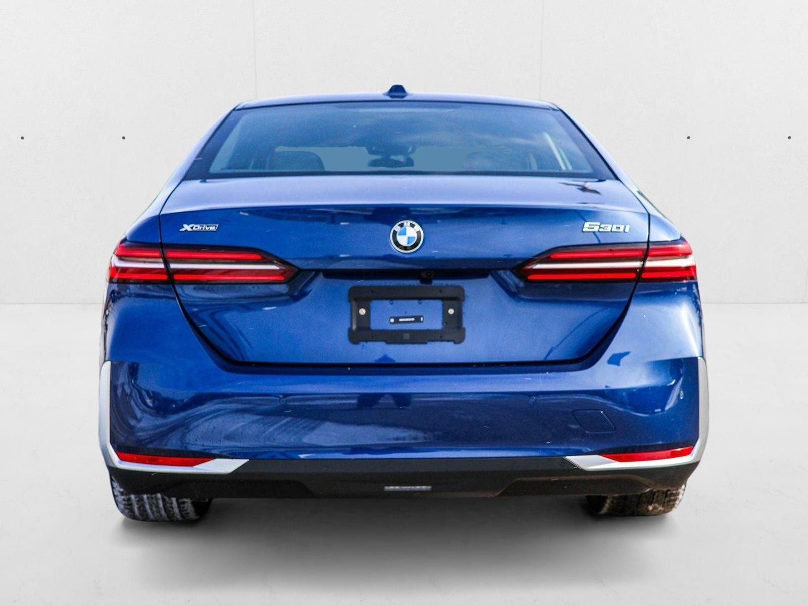 2025 BMW 530I - Image 6