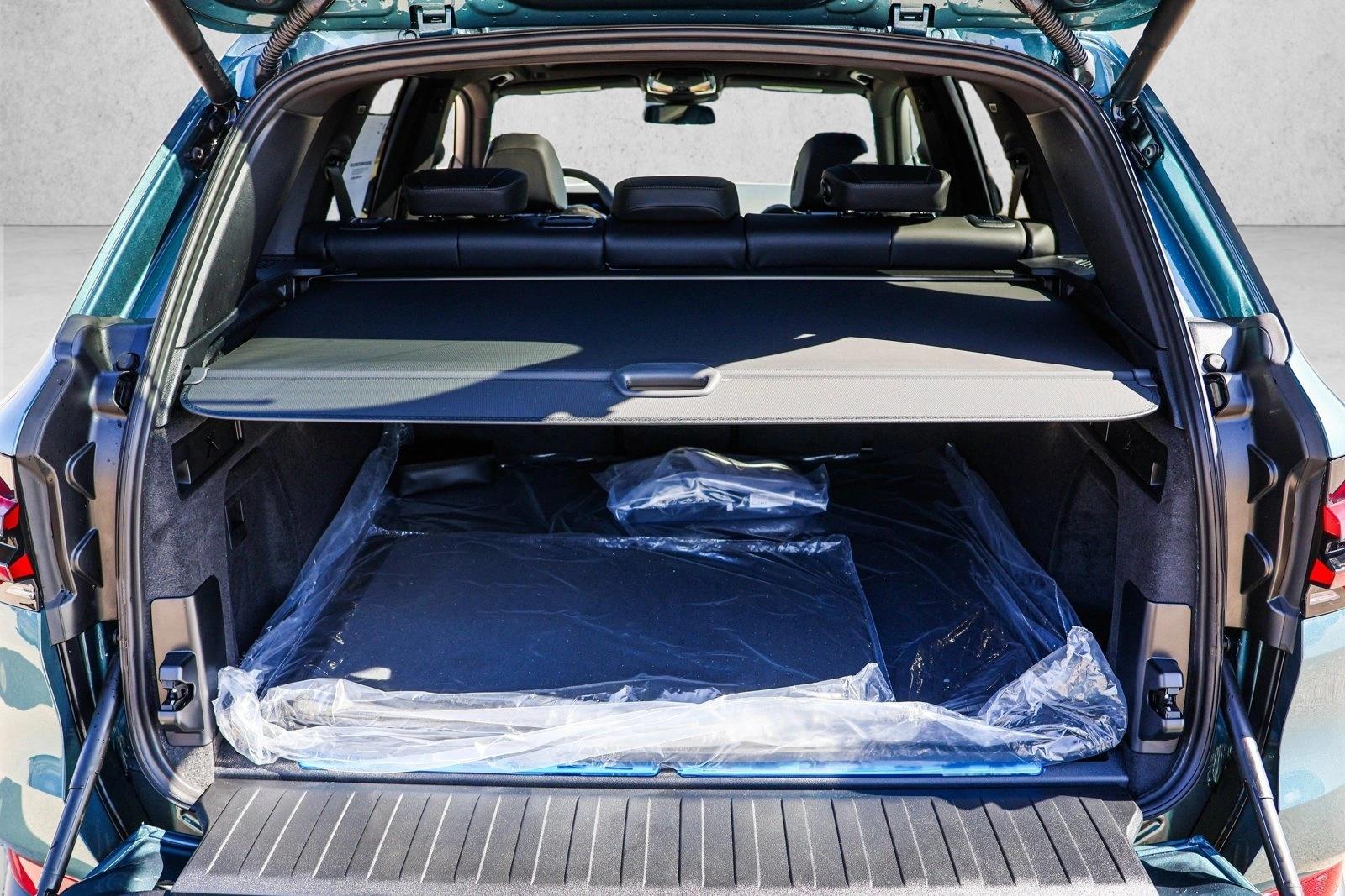 2025 BMW X5 - Image 22