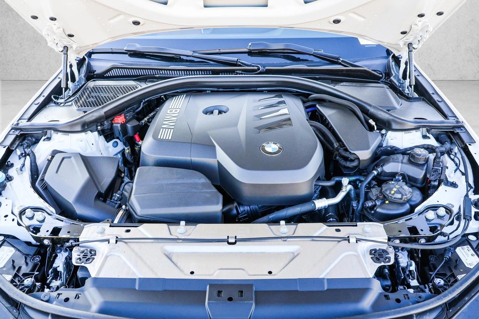 2025 BMW 330I - Image 28