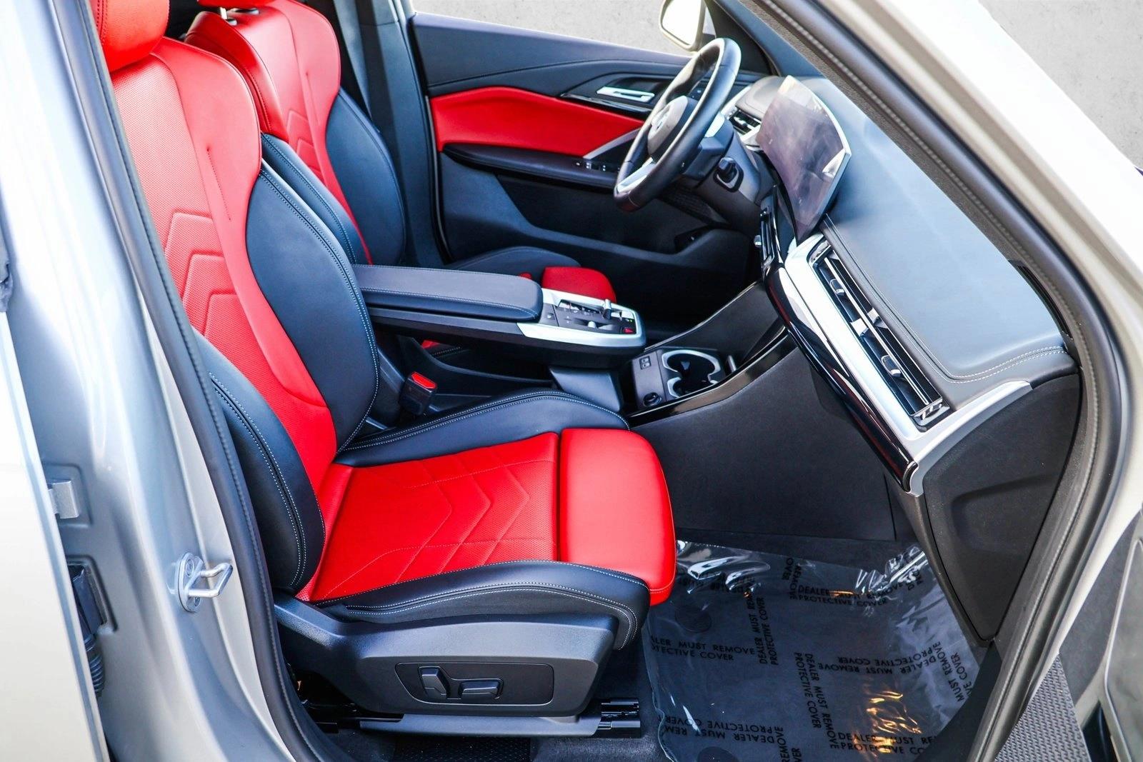 2025 BMW X1 - Image 26