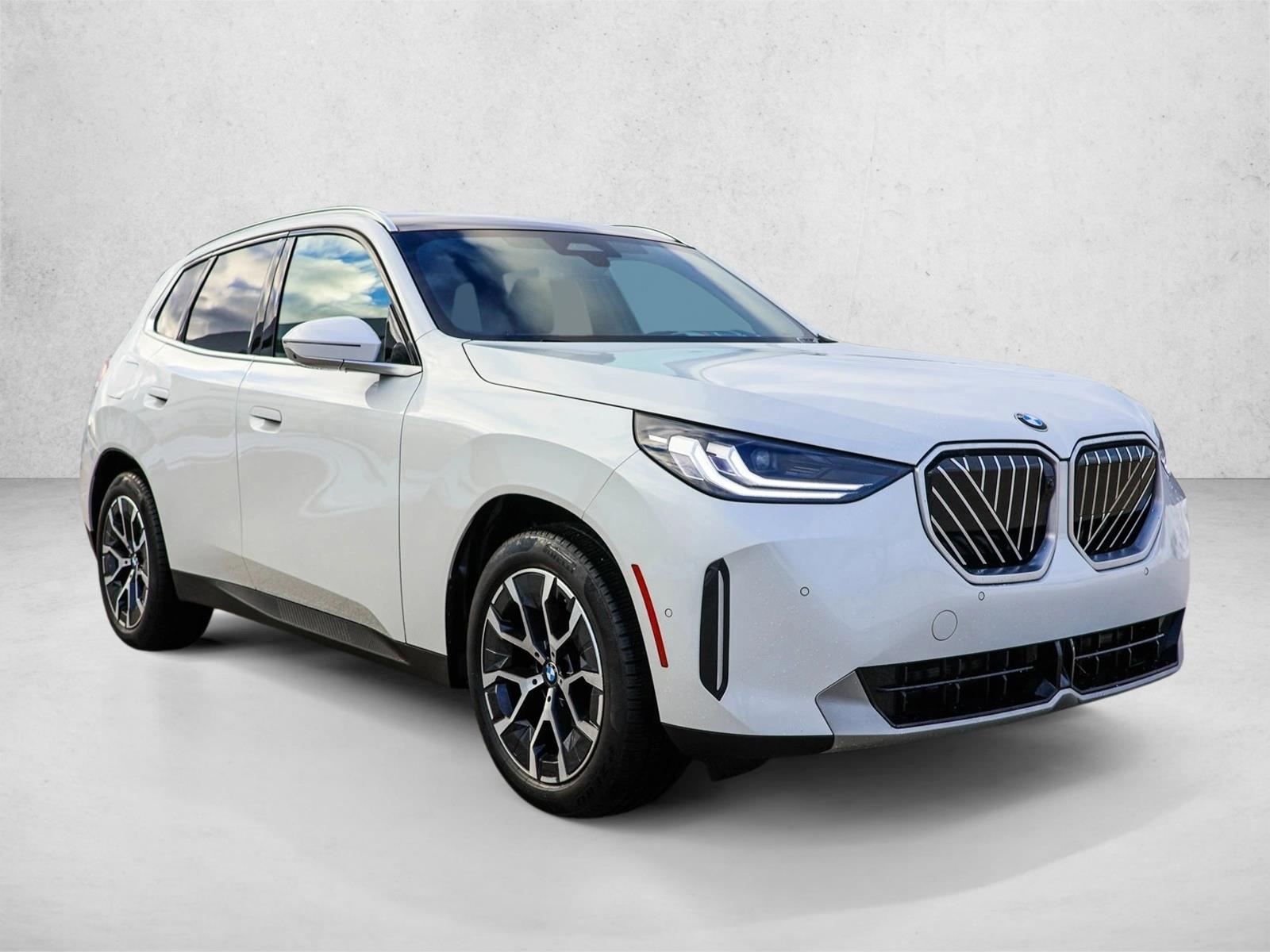 2025 BMW X3 - Image 3