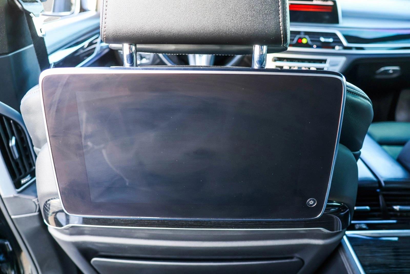 2022 BMW 750LI - Image 23