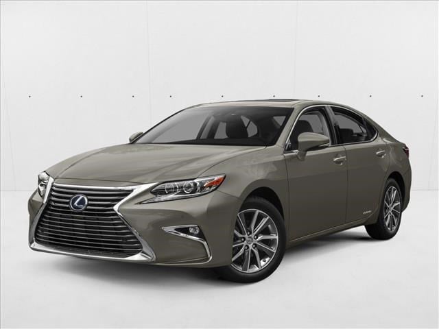 2016 Lexus ES 350 300h's photo