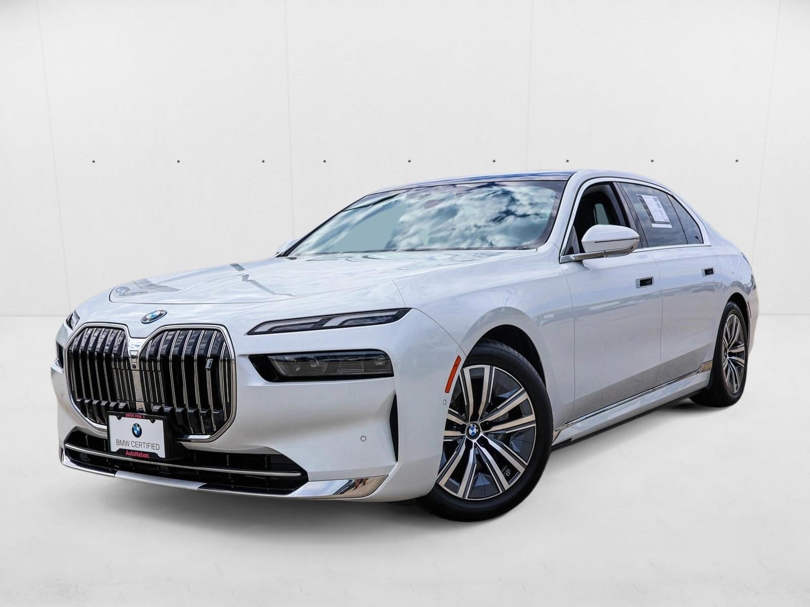 2024 BMW I7 - Image 1