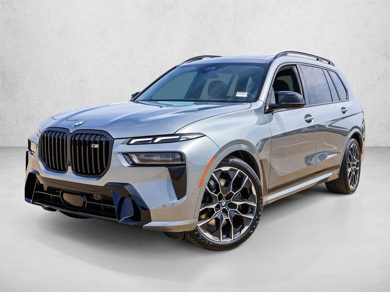 2027 BMW X7 M60i's photo