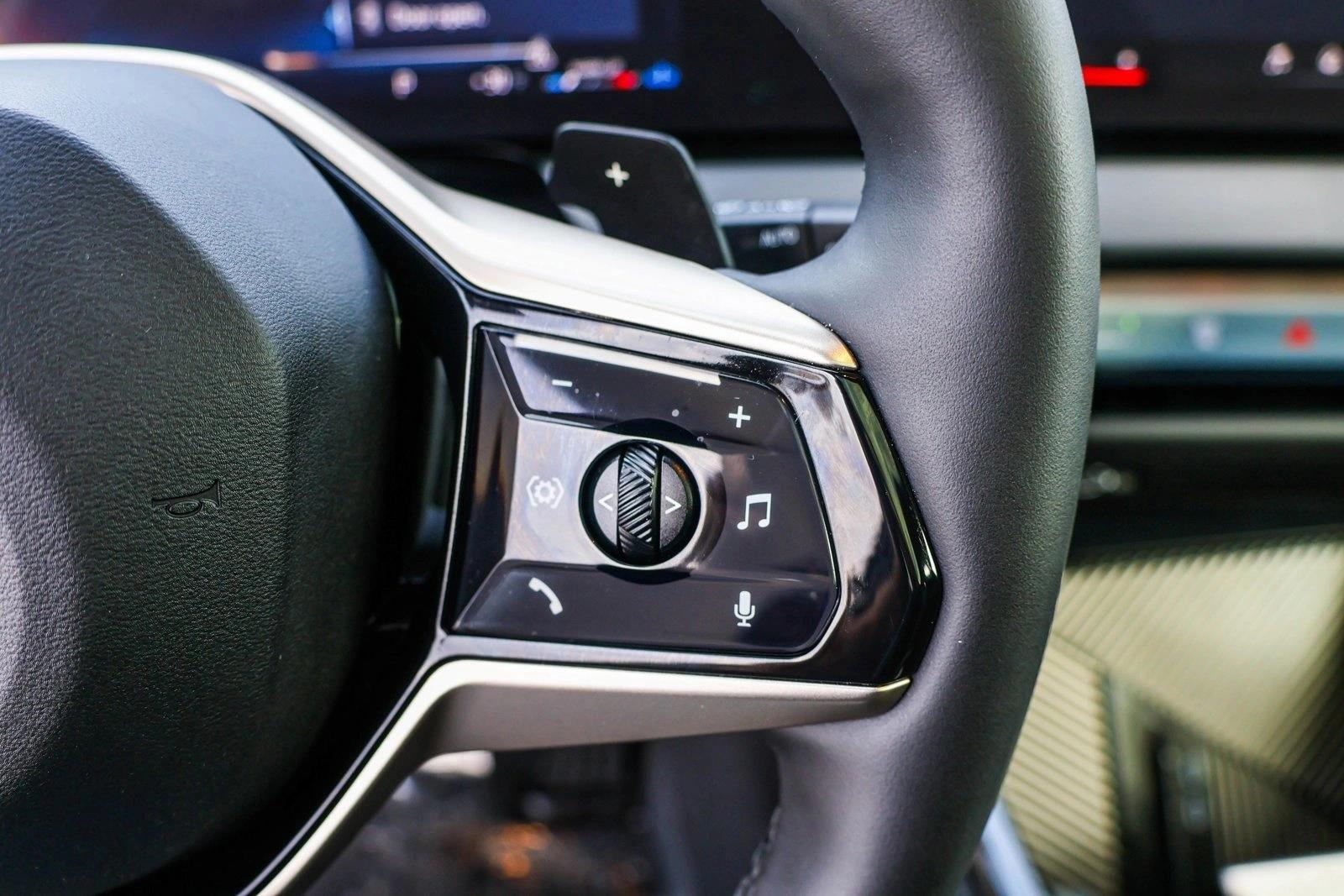 2025 BMW X3 - Image 16