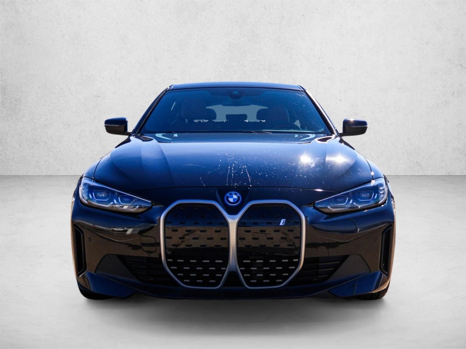 Used 2023 BMW i4 35 with VIN WBY43AW07PFP82924 for sale in Westmont, IL