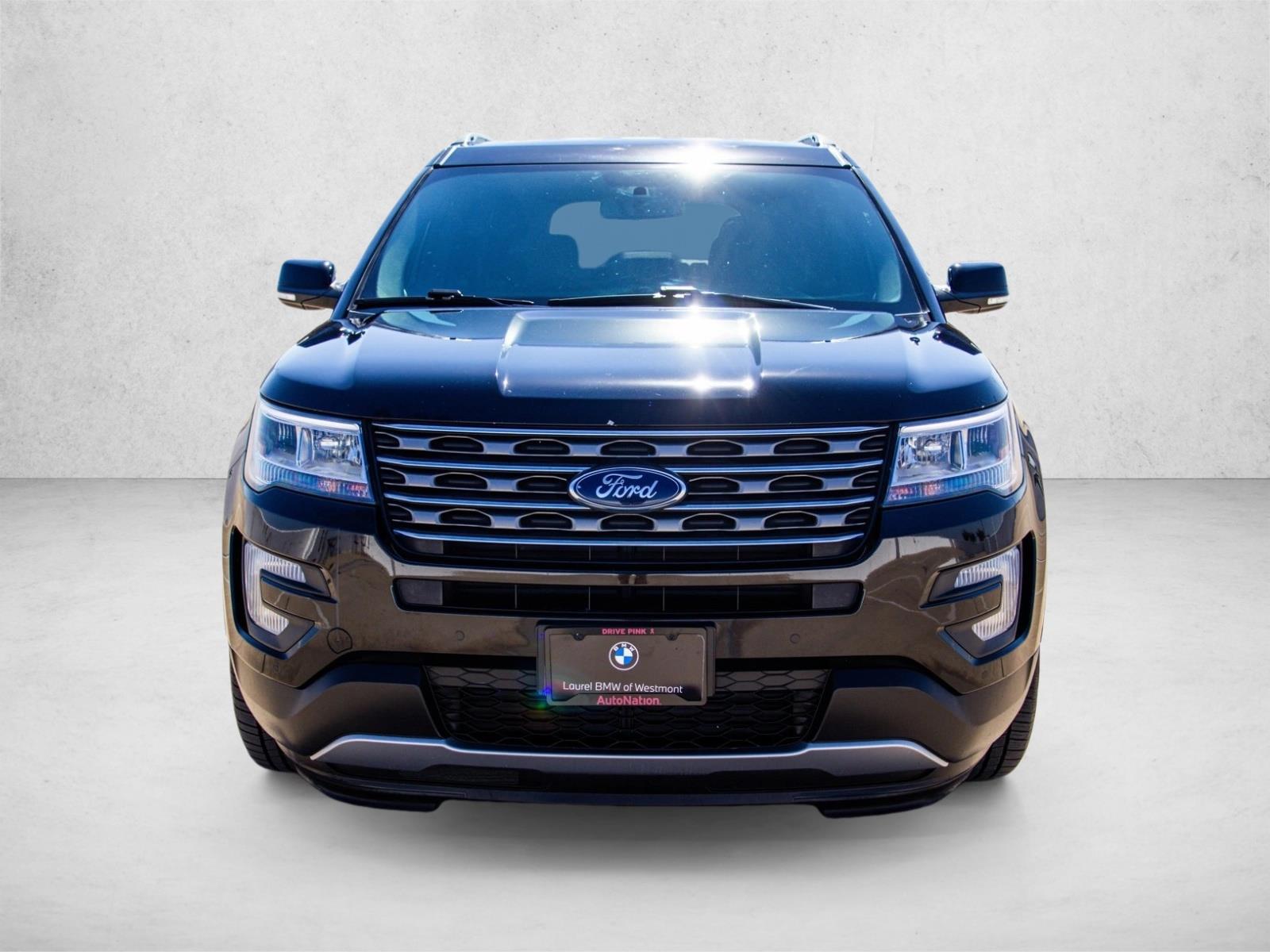 2017 Ford Explorer XLT photo 2