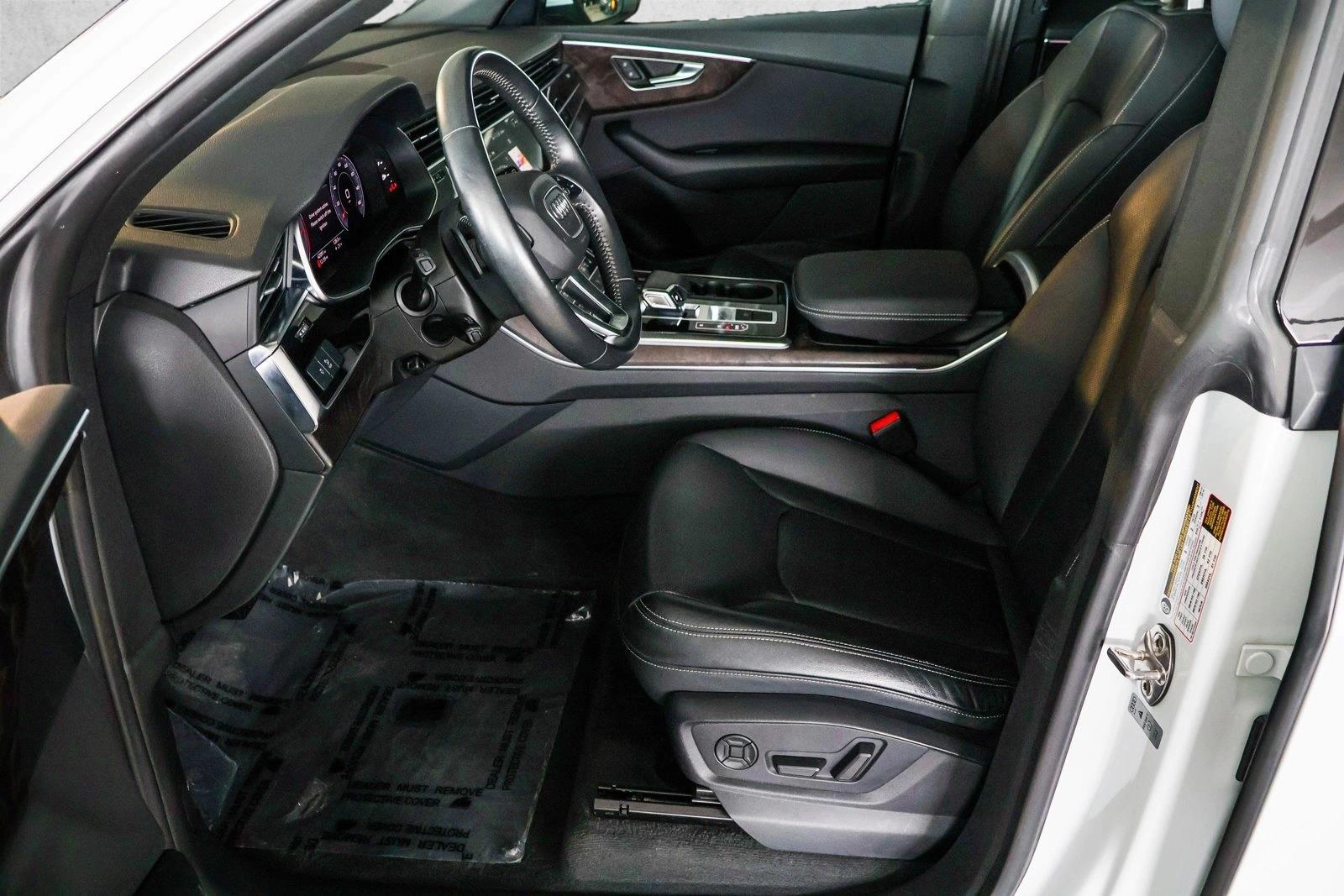 2020 AUDI Q8 - Image 12