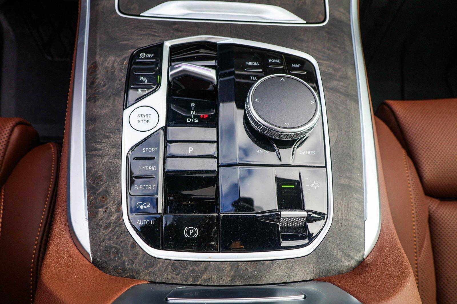 2025 BMW X5 - Image 19