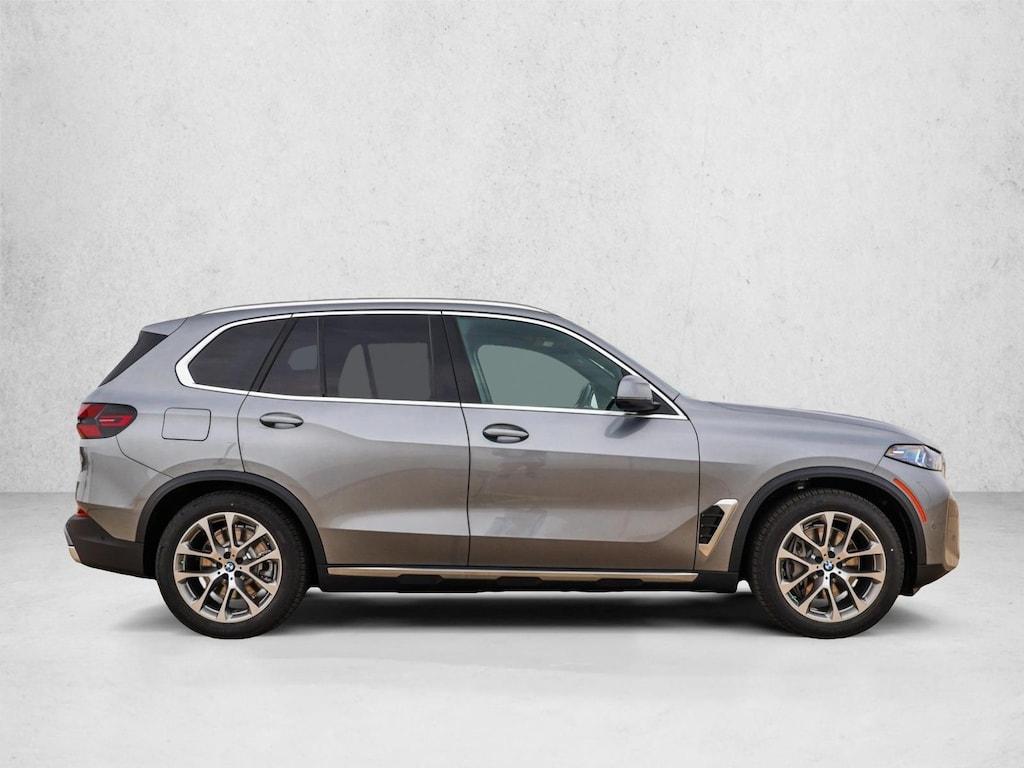 New 2026 BMW X5 PHEV xDrive50e SUV