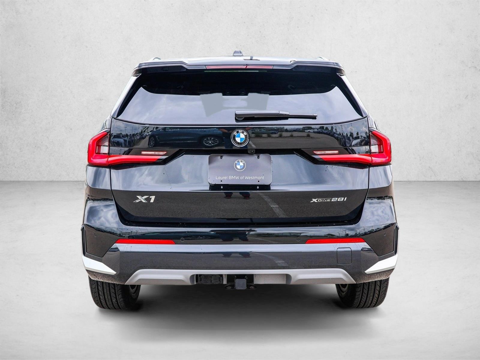 2025 BMW X1 - Image 6