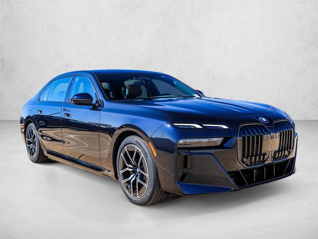 New 2026 BMW 750e xDrive Sedan