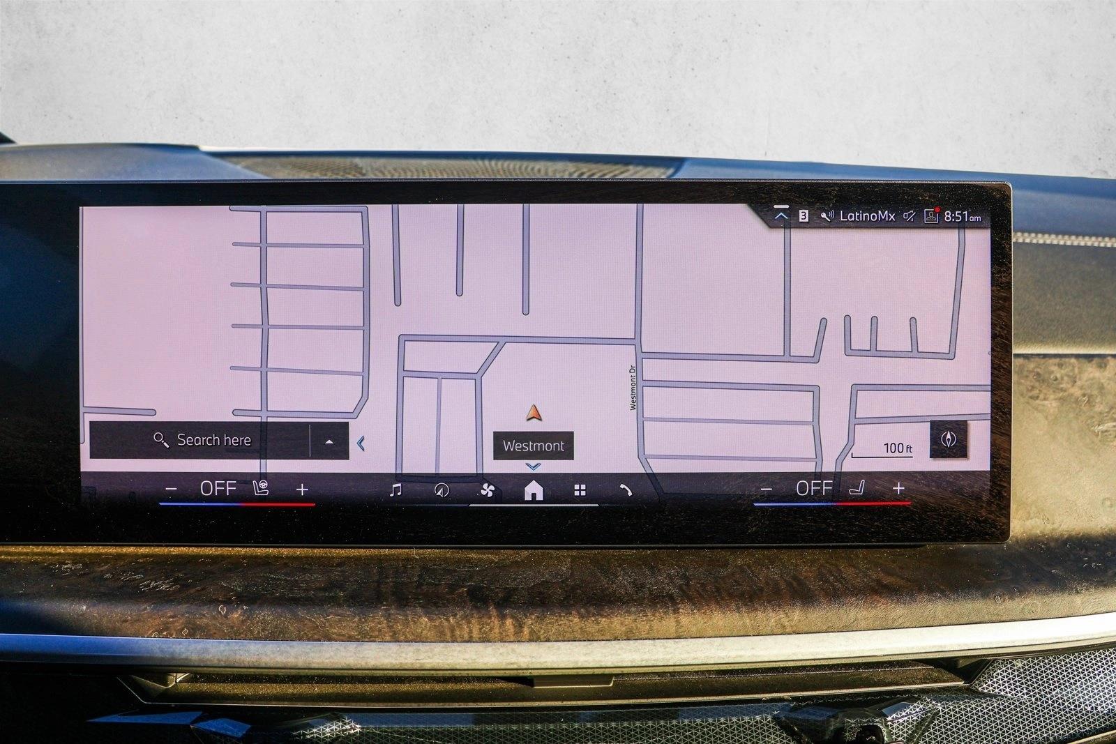 2025 BMW X7 - Image 18