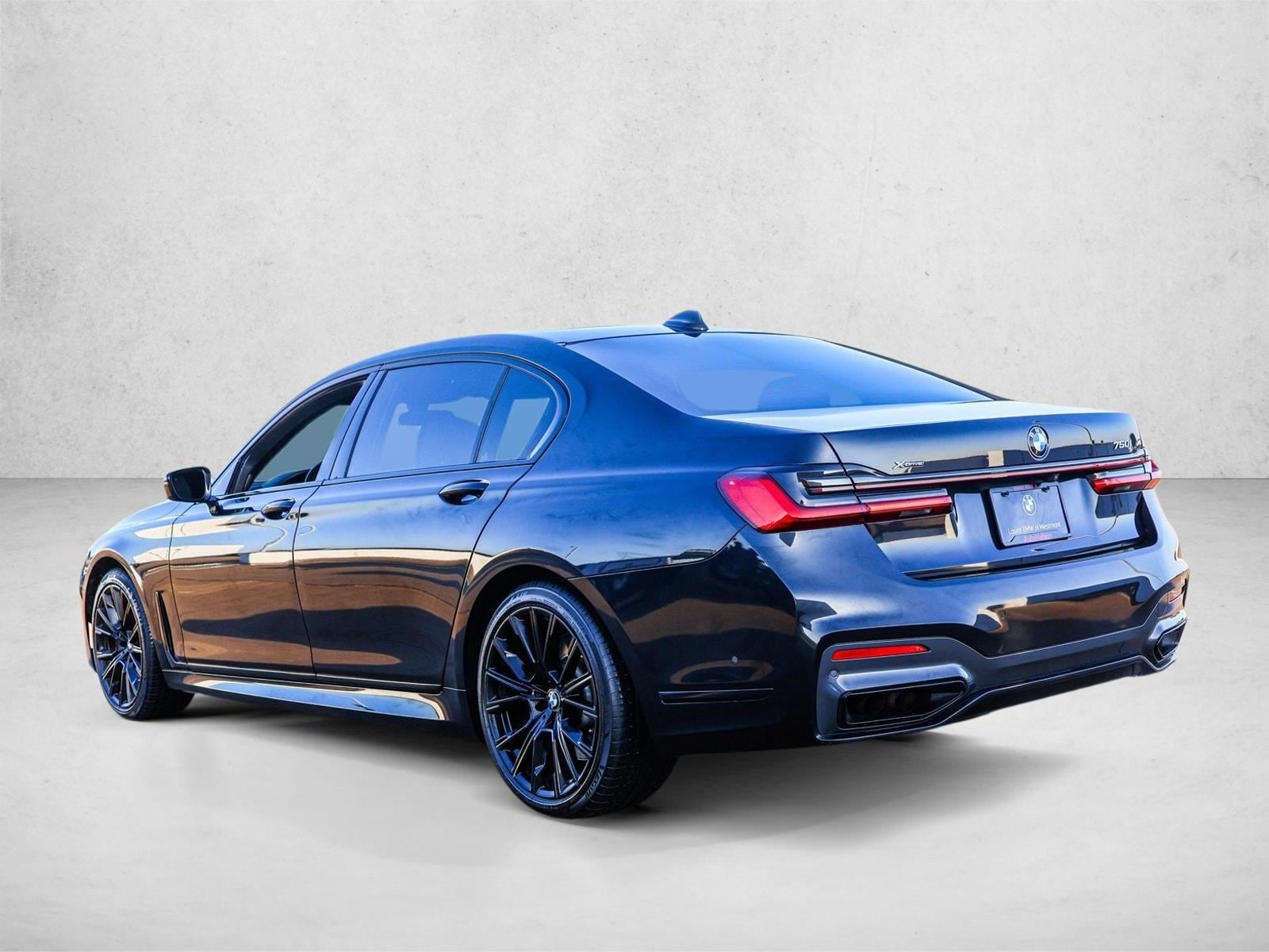 2022 BMW 750LI - Image 7