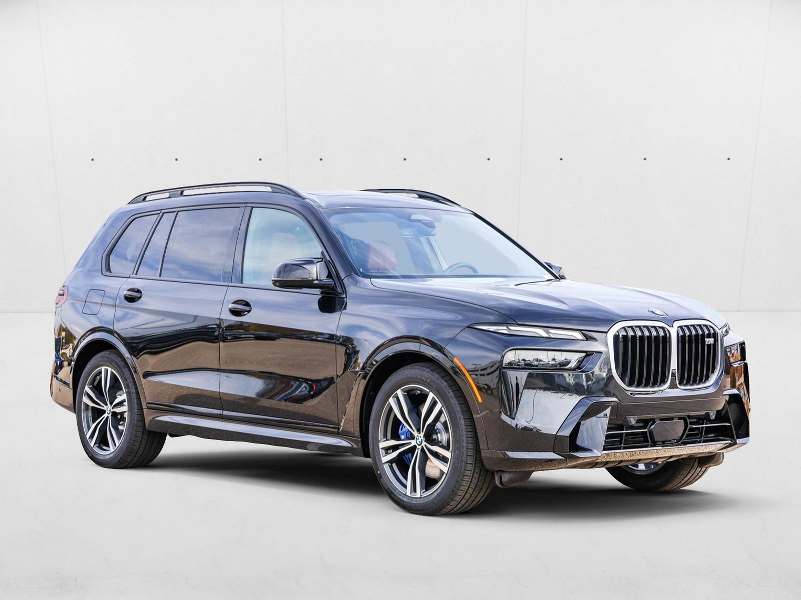 2025 Bmw X7 M60i photo 3