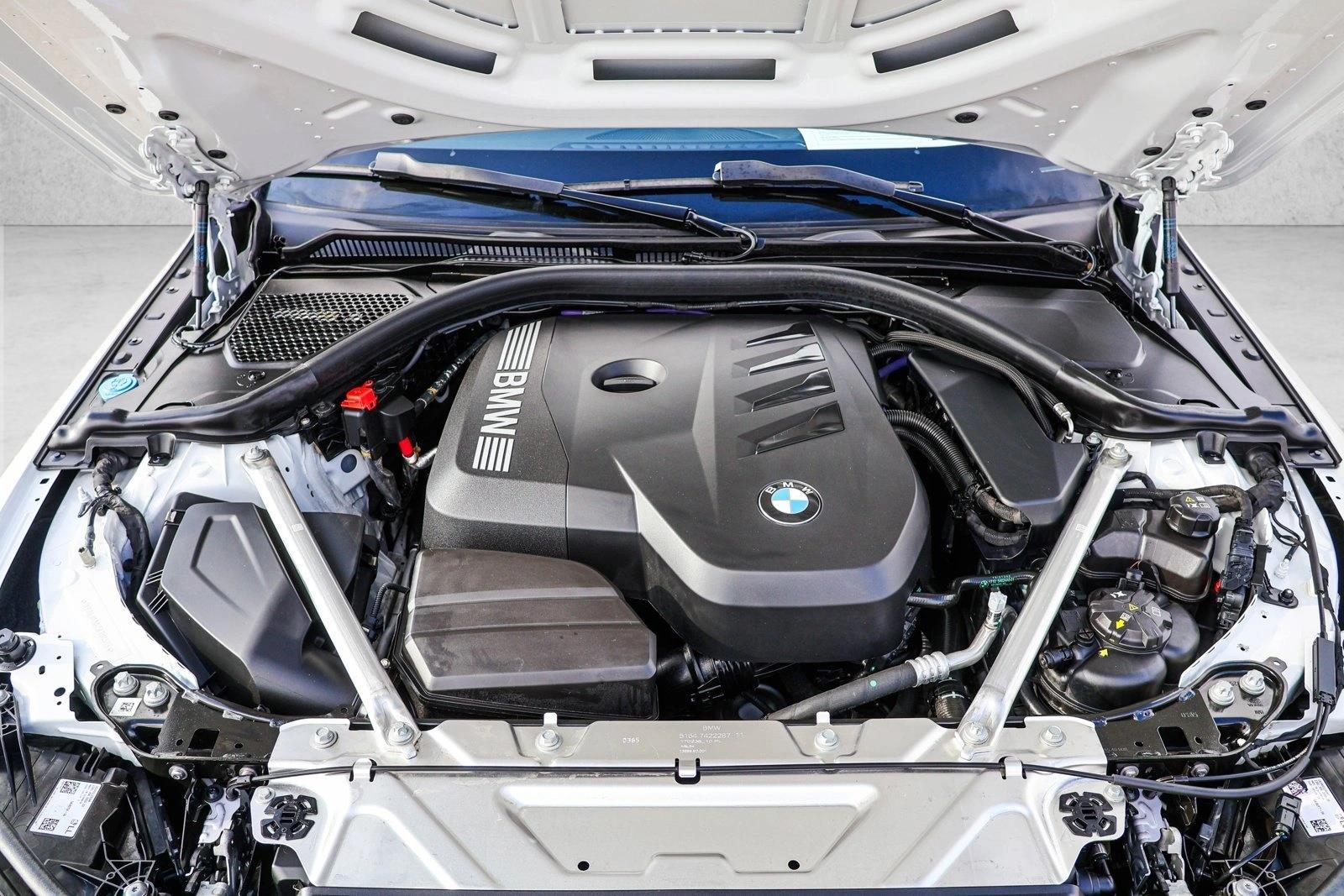 2025 BMW 430I - Image 28