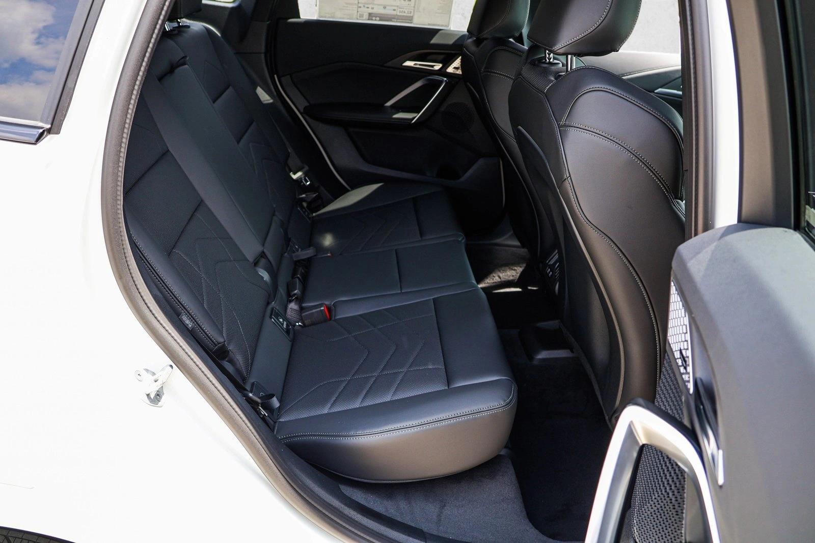 2025 BMW X1 M35i - Photo 22