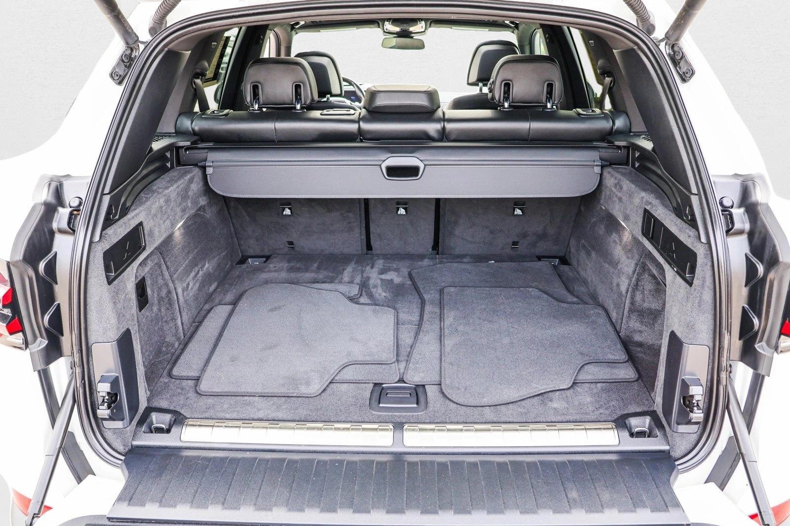 2025 BMW X5 - Image 26