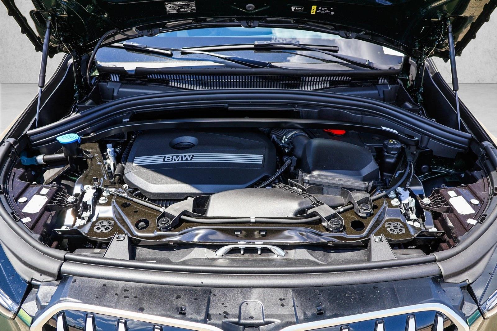 2025 BMW X1 28i - Photo 26