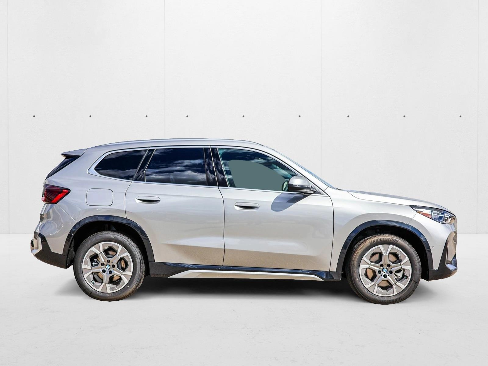 2026 Bmw X1 XDrive28i photo 3