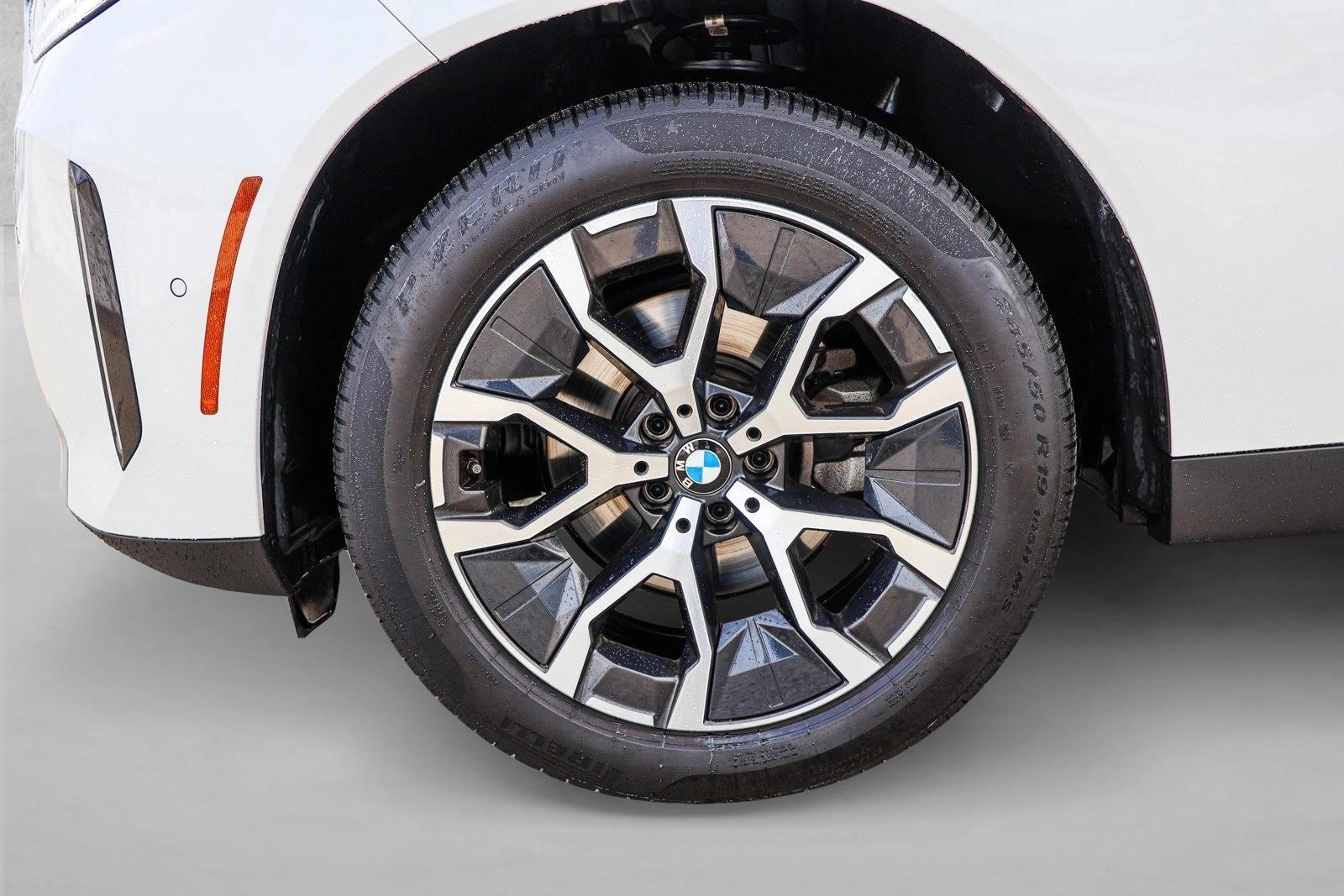 2025 BMW X3 - Image 9