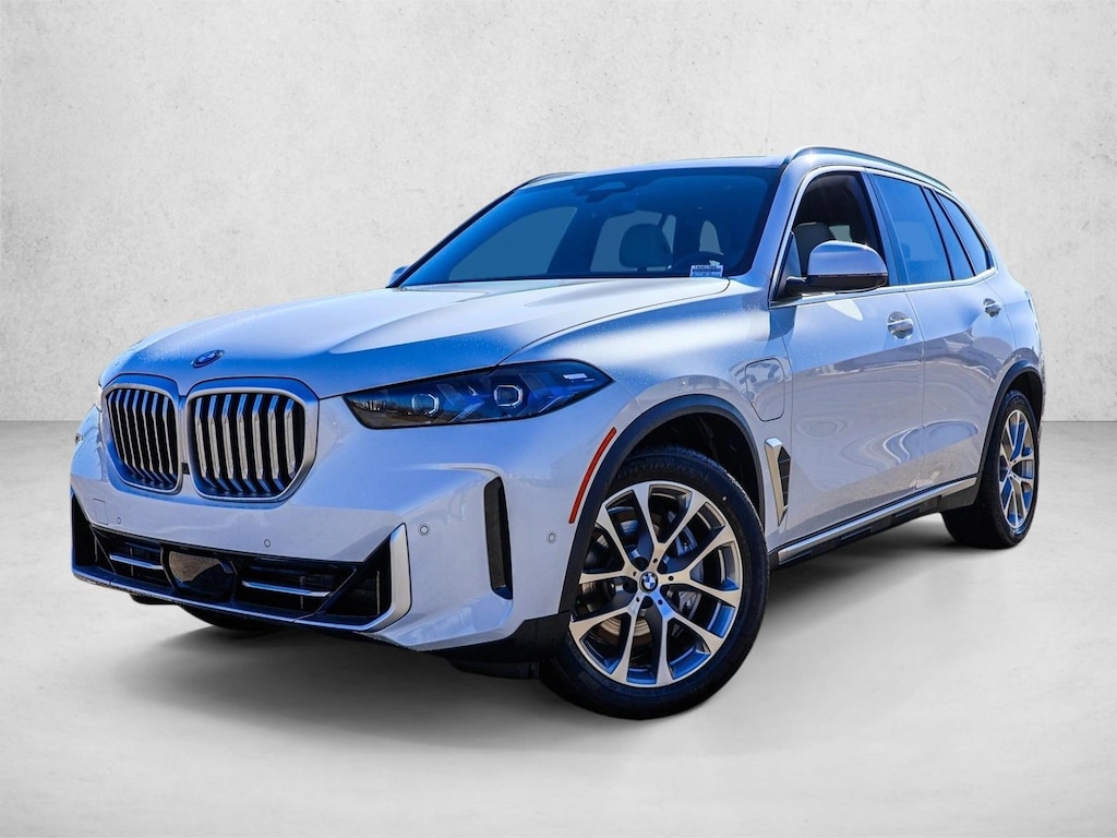New 2026 BMW X5 PHEV xDrive50e SUV
