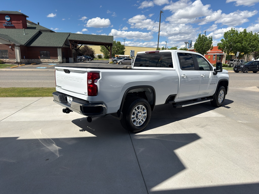 2026 Chevrolet Silverado 3500HD LT - Photo 6