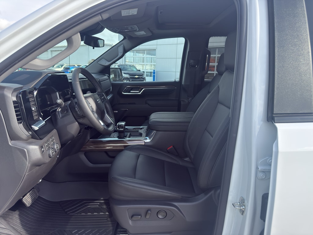 2026 Chevrolet Silverado 1500 LT Trail Boss - Photo 11