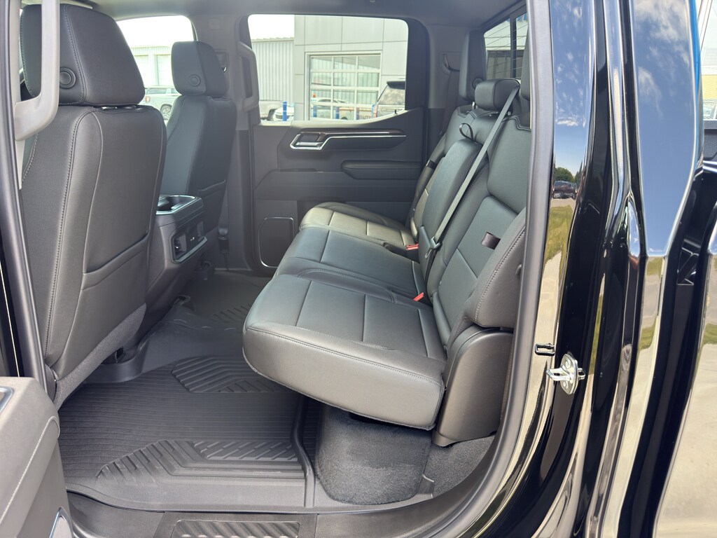 2026 Chevrolet Silverado 1500 LT Trail Boss - Photo 9