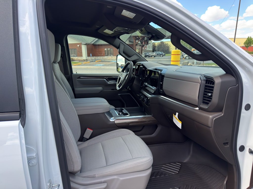 2026 Chevrolet Silverado 3500HD LT - Photo 20
