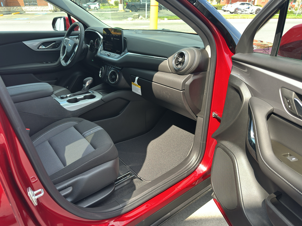 2026 Chevrolet Blazer 2LT - Photo 18