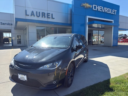 2020 Chrysler Pacifica Touring