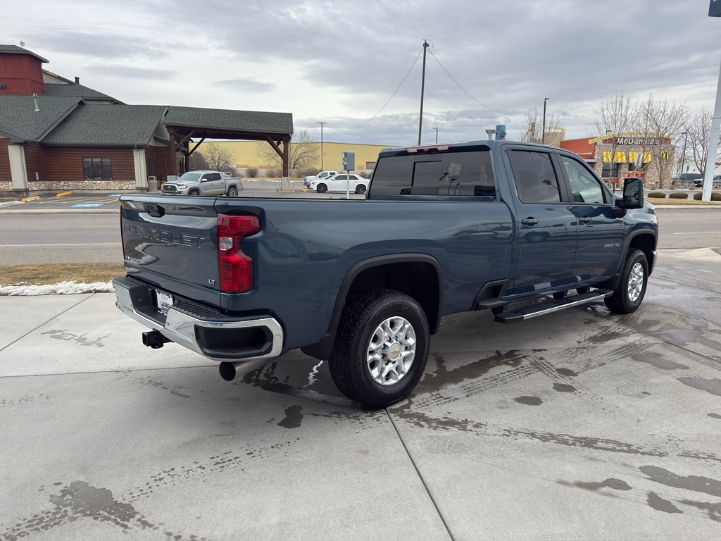 2026 Chevrolet Silverado 3500 HD LT - Photo 6