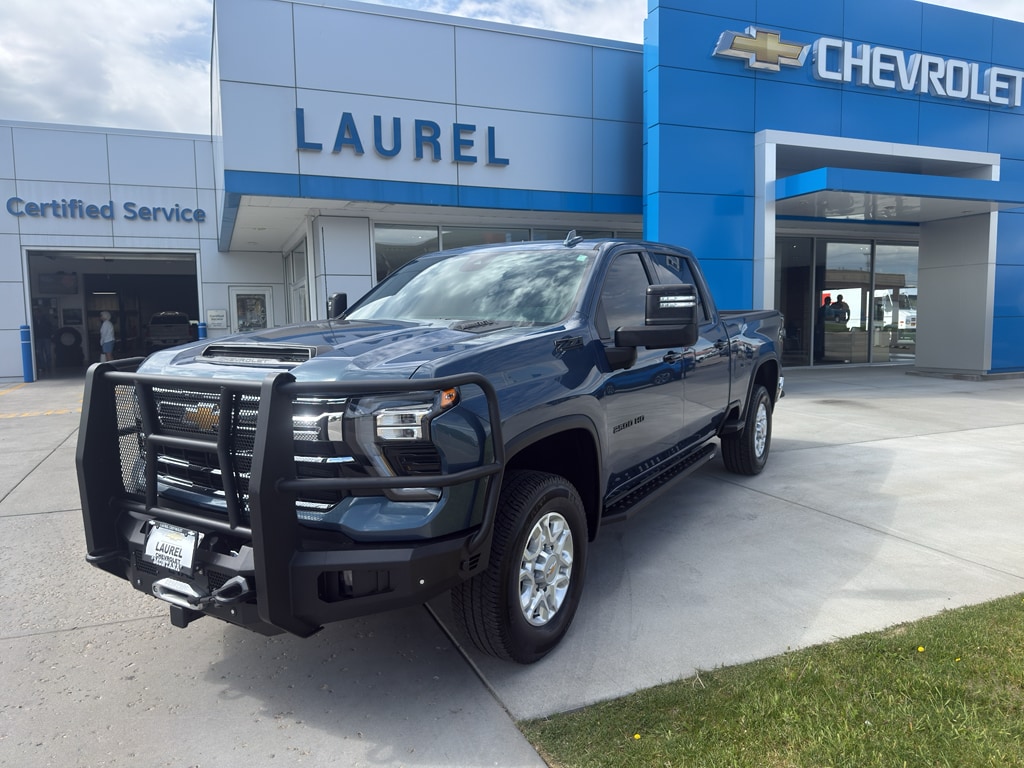 2025 Chevrolet Silverado HD LTZ 4WD Crew Cab Standard Box's photo