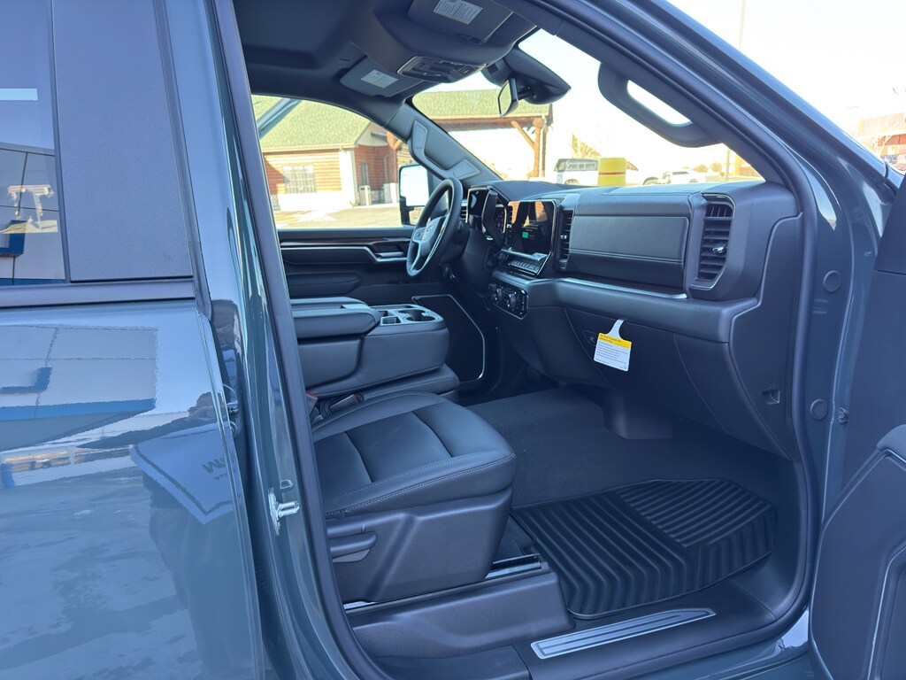 2026 Chevrolet Silverado 3500 HD LT - Photo 20
