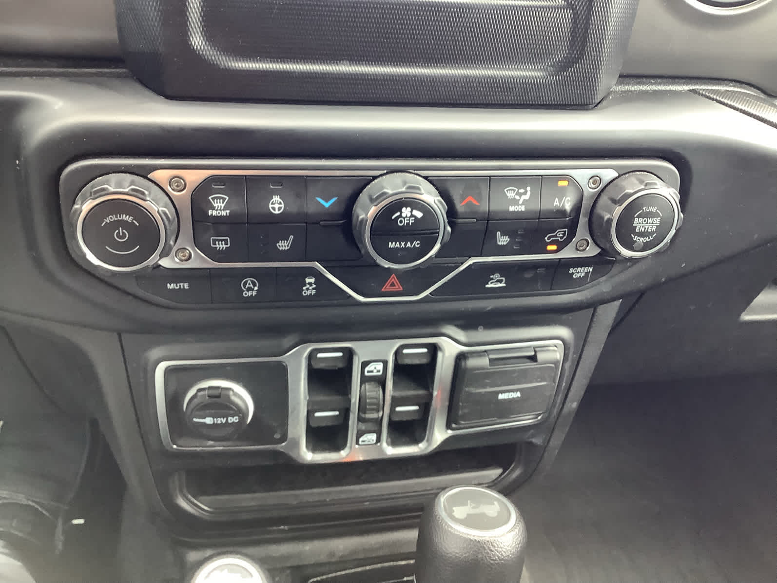 2023 Jeep Wrangler 4-Door Sport S - Photo 19