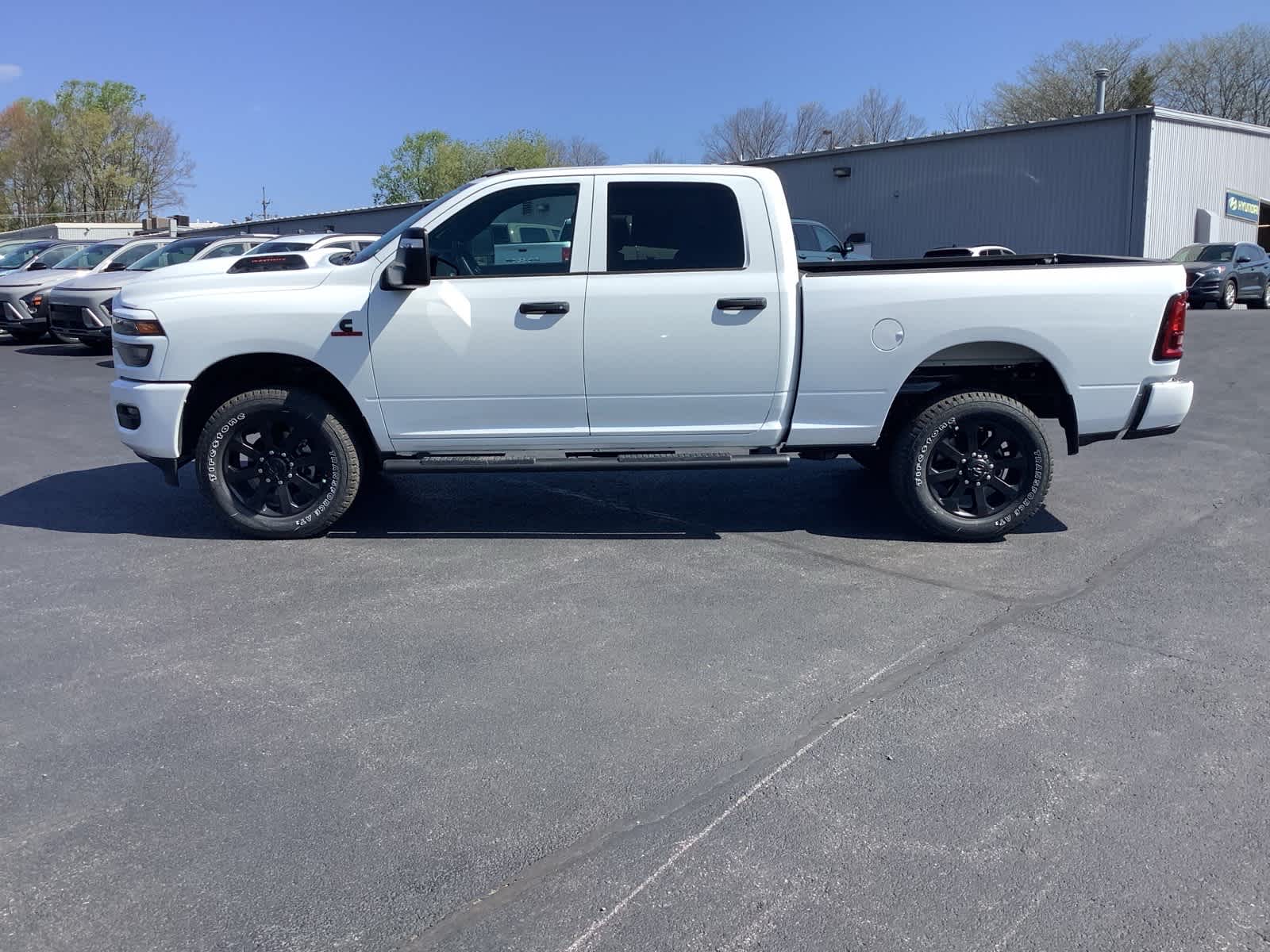 View vehicle photo 7